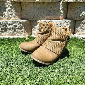 Little girls brown ankle booties